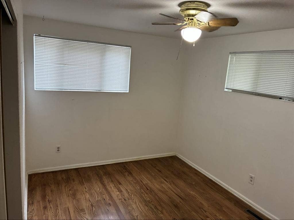 Looking for 1 Male Roommate