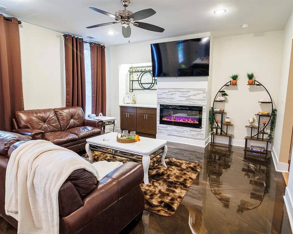 3 BR in Atlanta