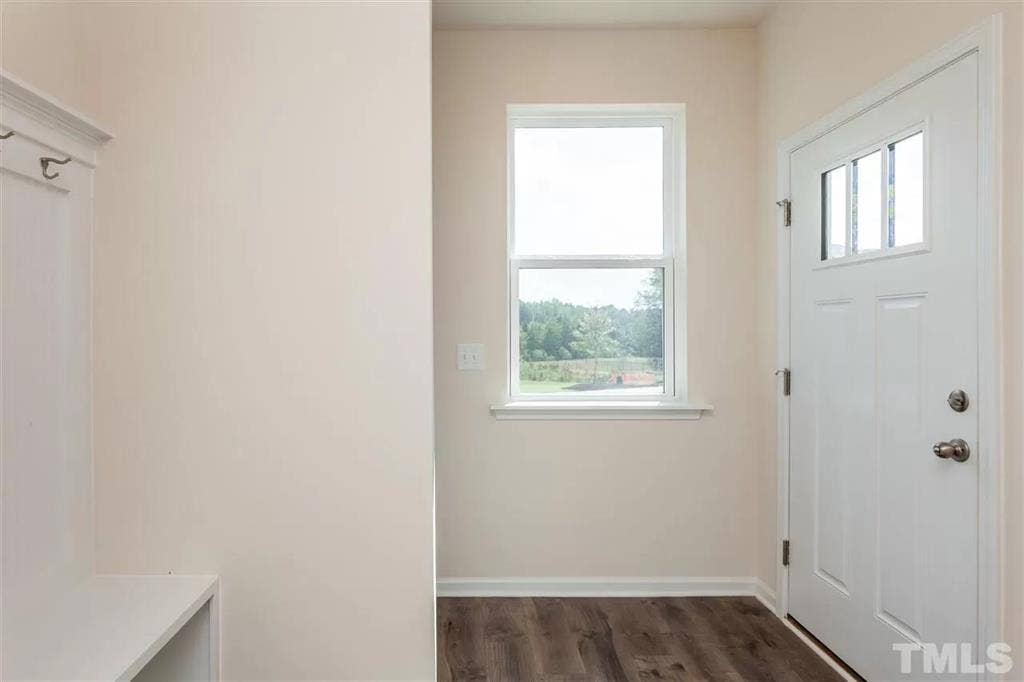 4 BR in Apex