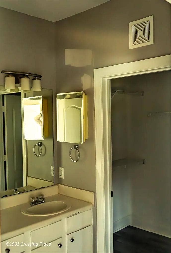 4 BR in Austin