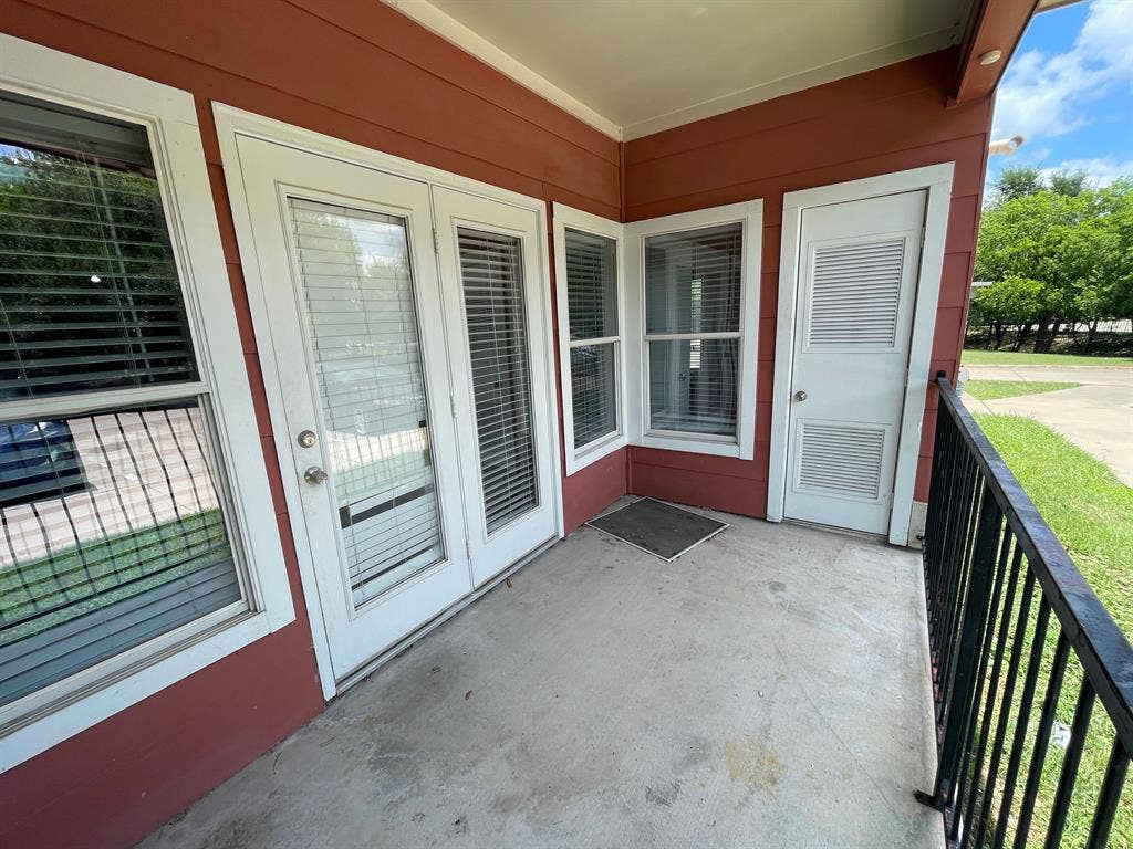 4 BR in Austin