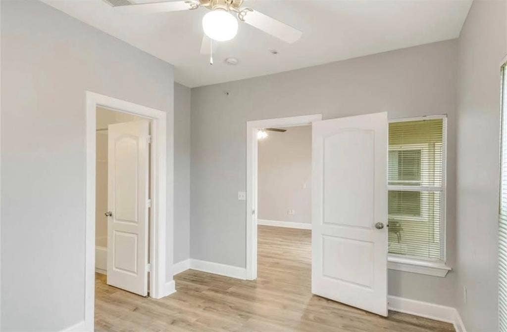 4 BR in Austin