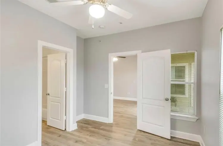 4 BR in Austin