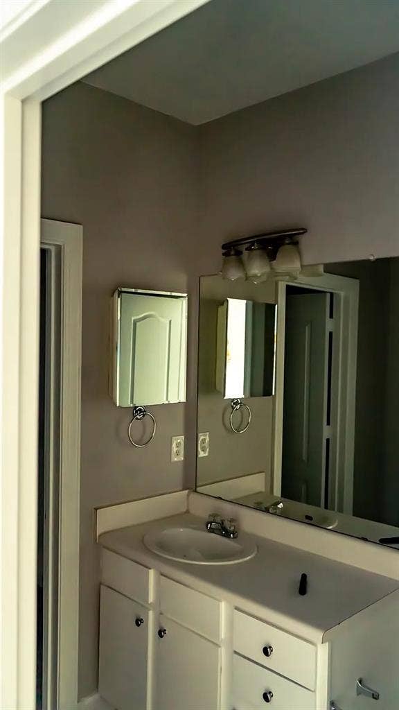 4 BR in Austin