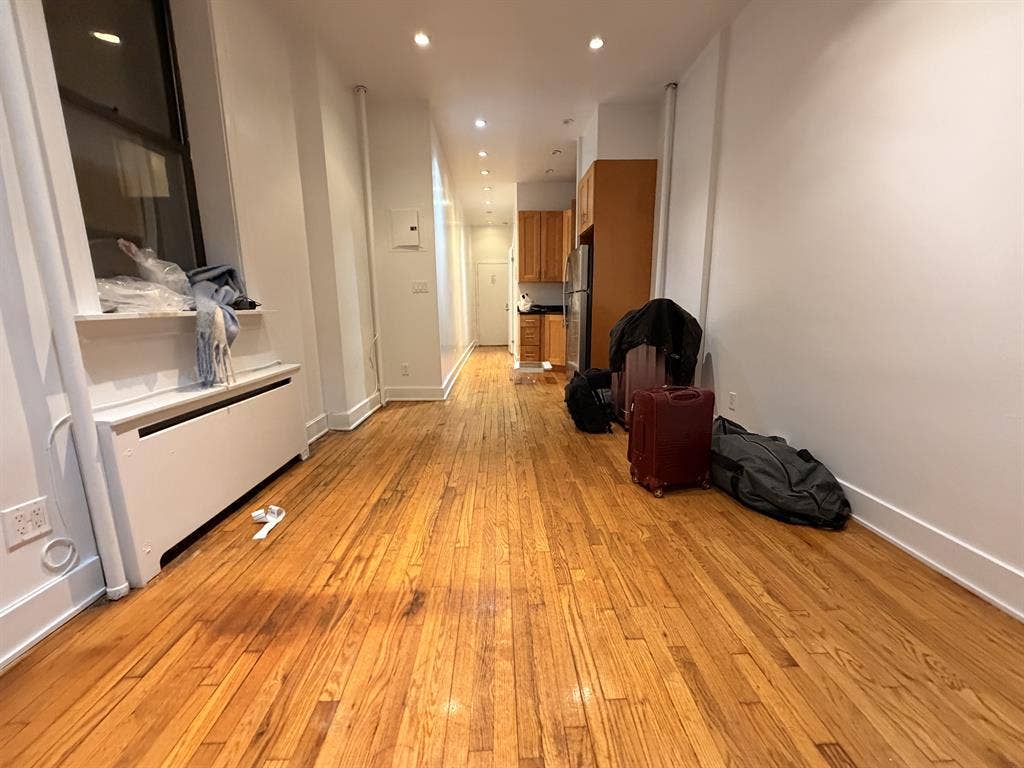 Studio in UWS With a Backyard