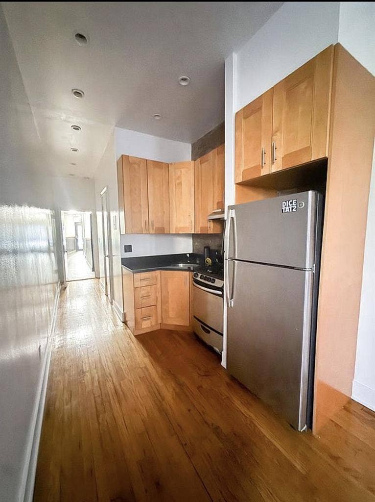 Studio in UWS With a Backyard