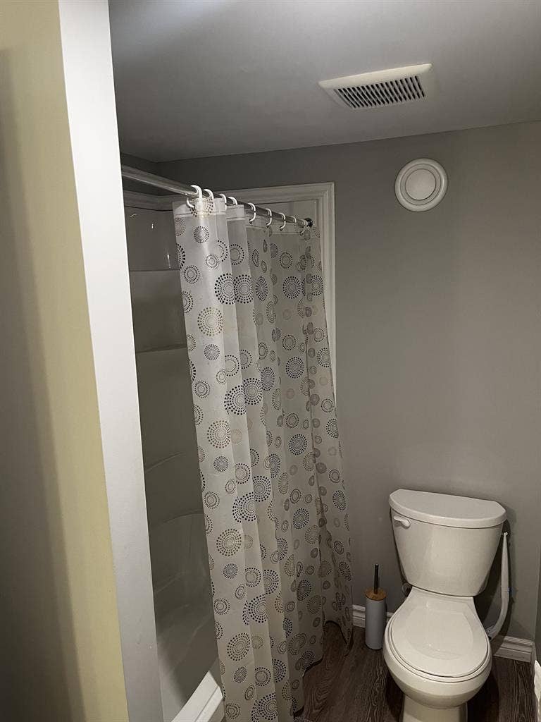 3 Bed Student House, Near Western