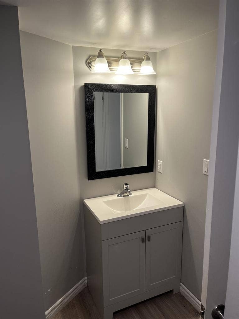 3 Bed Student House, Near Western