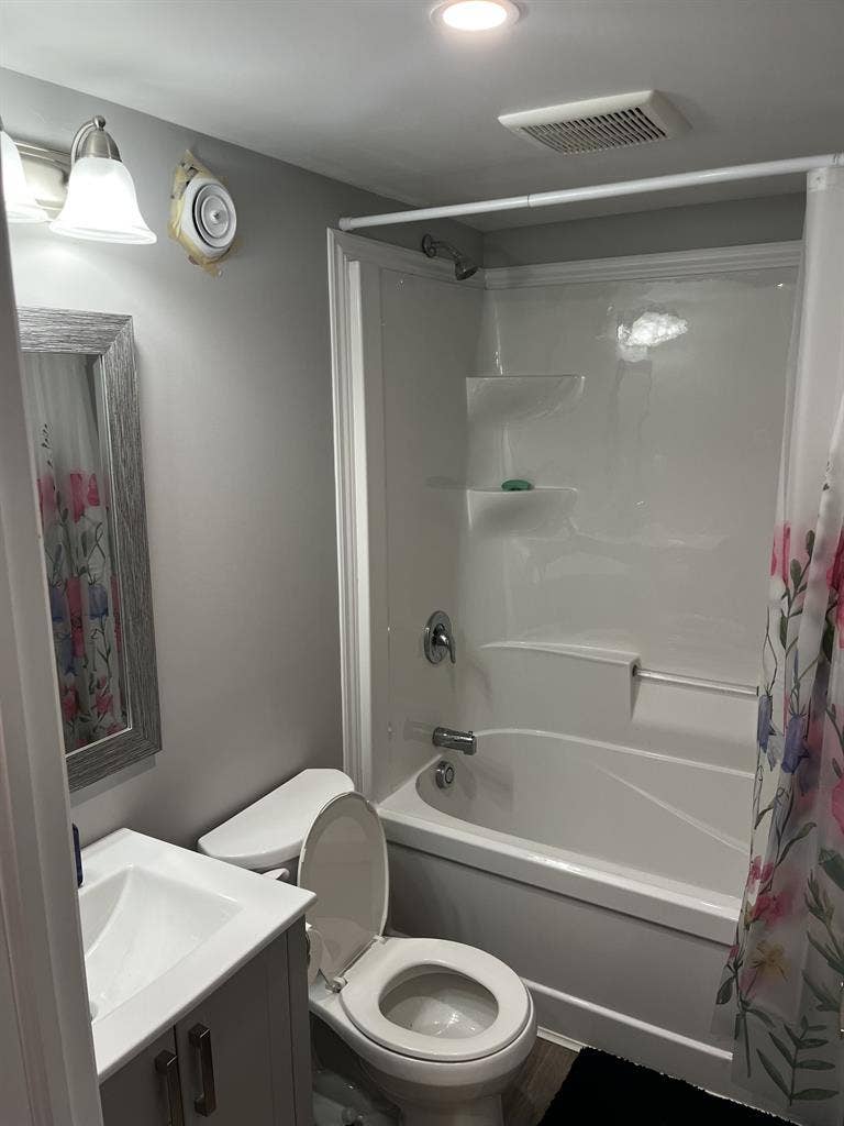 3 Bed Student House, Near Western