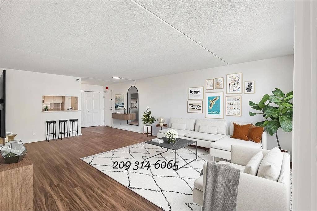 ReNew Logan Square puts you right