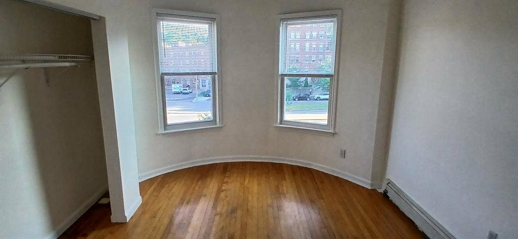 2 bedrooms in 3br/1bath in Allston