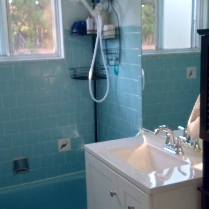 $980 / 1br Northridge- Quiet area