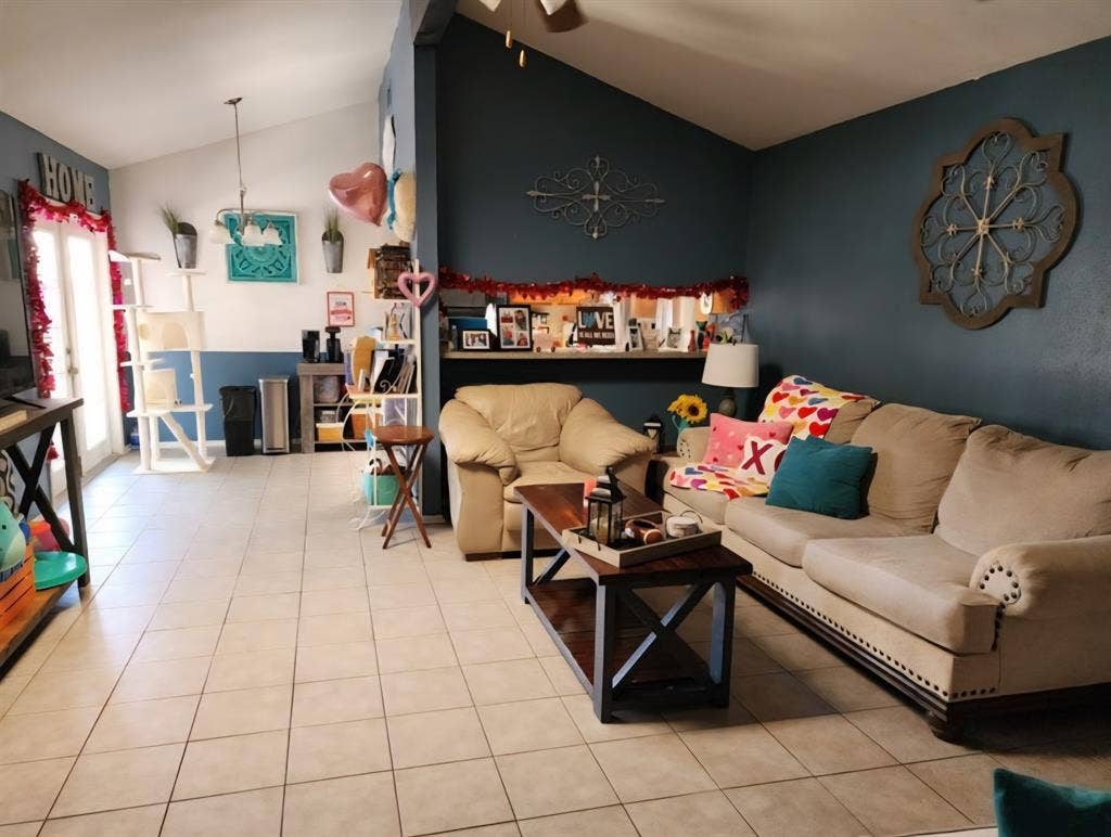 1 bedroom avail now for rent