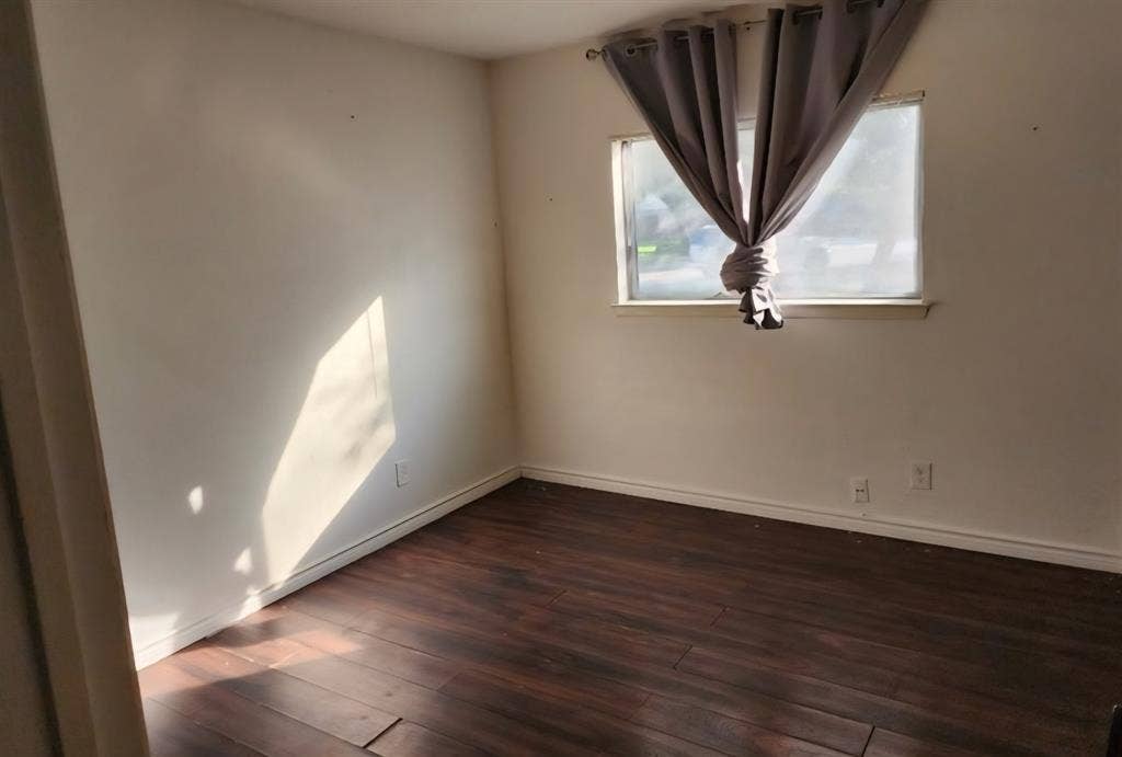 1 bedroom avail now for rent