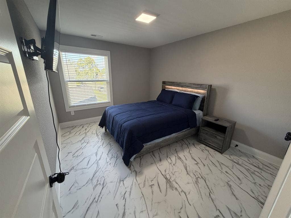 Furnished rooms, Utilities Included