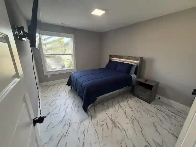 Furnished rooms, Utilities Included