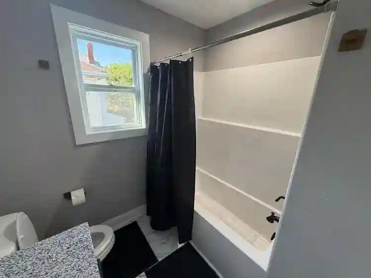 Furnished rooms, Utilities Included
