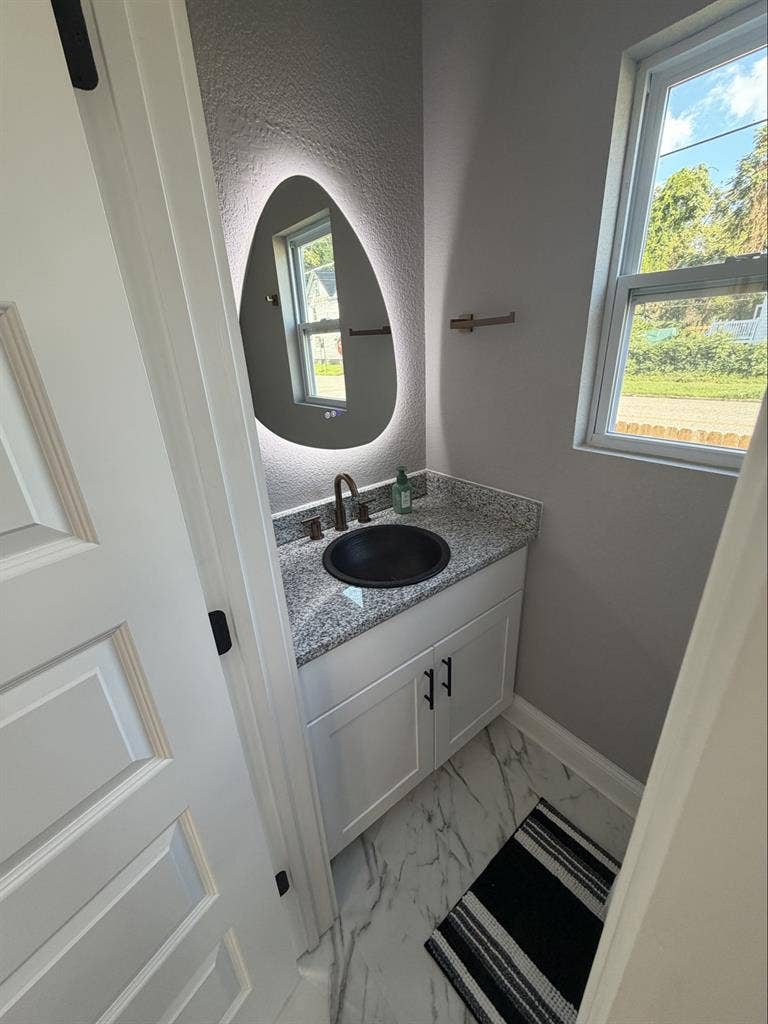 Furnished rooms, Utilities Included