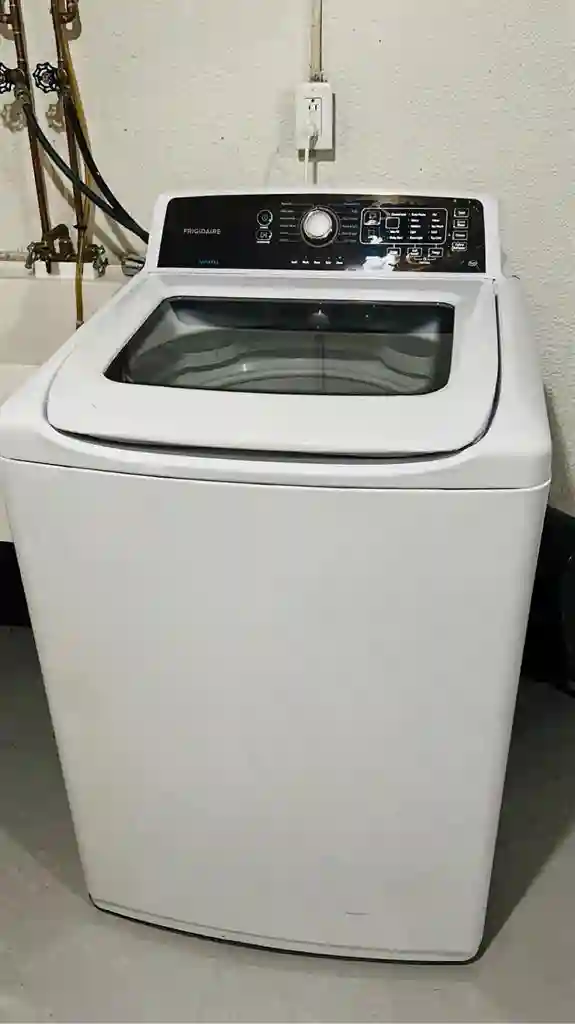 Fully furnished room for rent