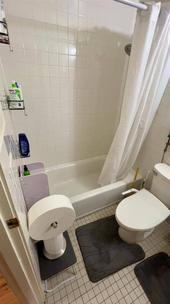 Fully furnished room for rent
