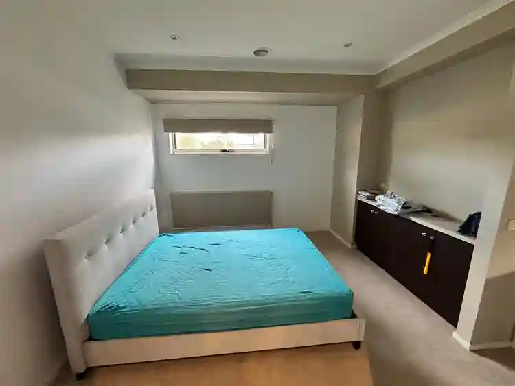 Master Bedroom with Ensuite + AC