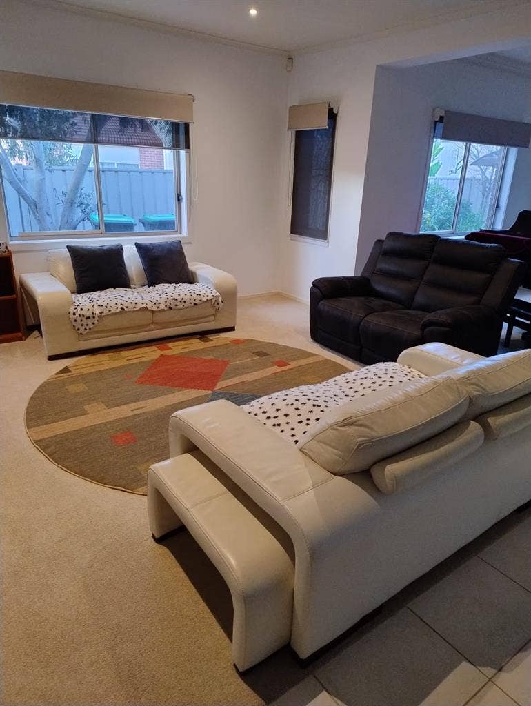 Master Bedroom with Ensuite + AC