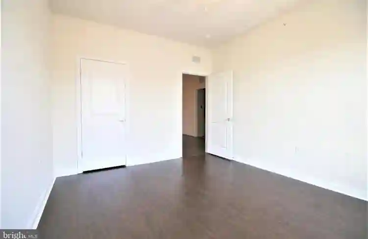 Room Near GMU in Fairfax Townhome
