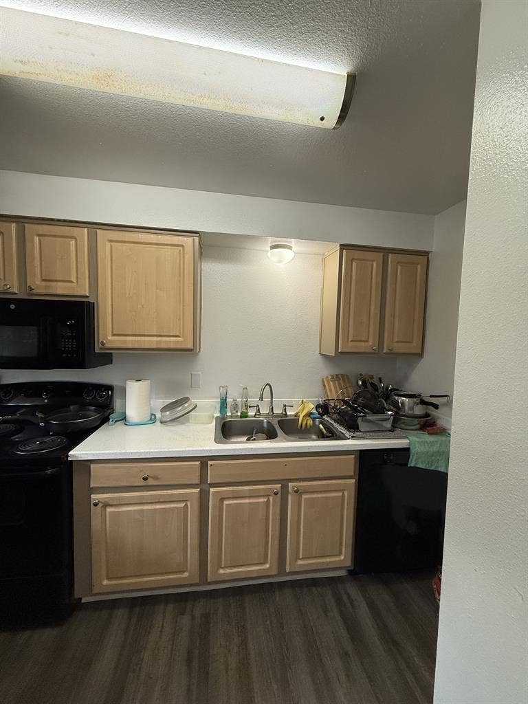 Large Bedroom with Own Half Bath