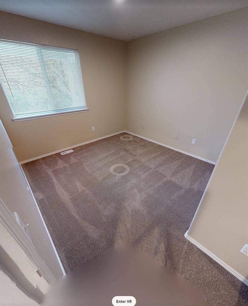 Great Front Room in Shared House!