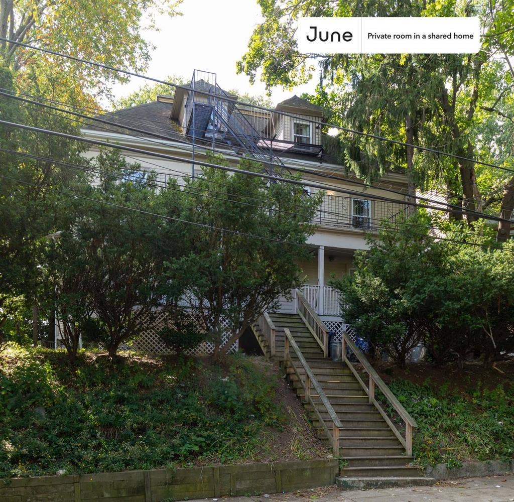 5 BR in Boston