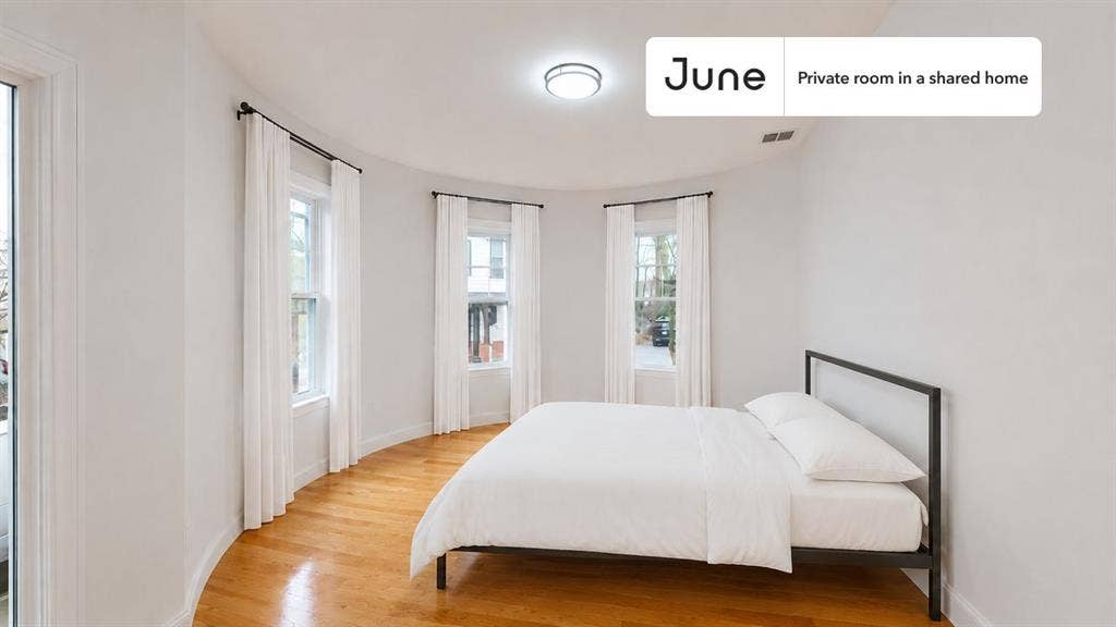 4 BR in Boston