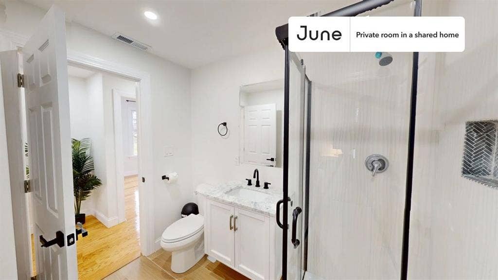 4 BR in Boston