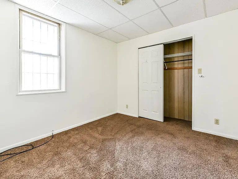 roommate to join us 3 bed 3 bath