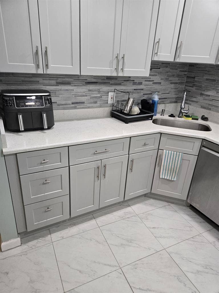 Private Bed and Bath, Arlington