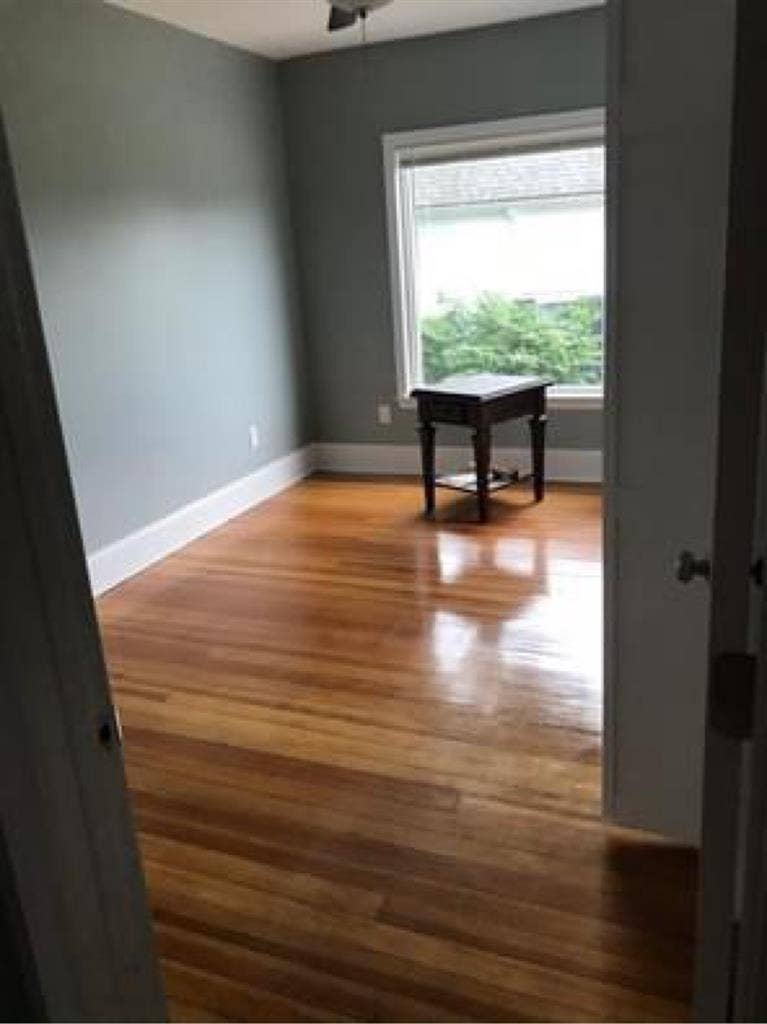 Roommate wanted
