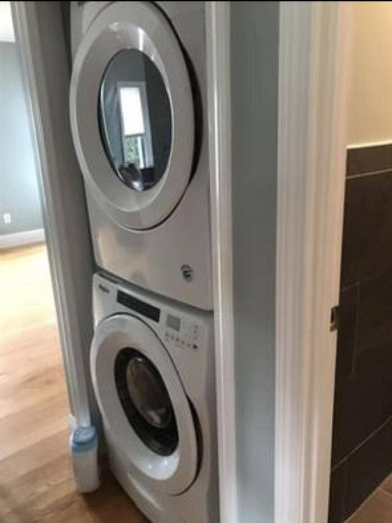 Roommate wanted