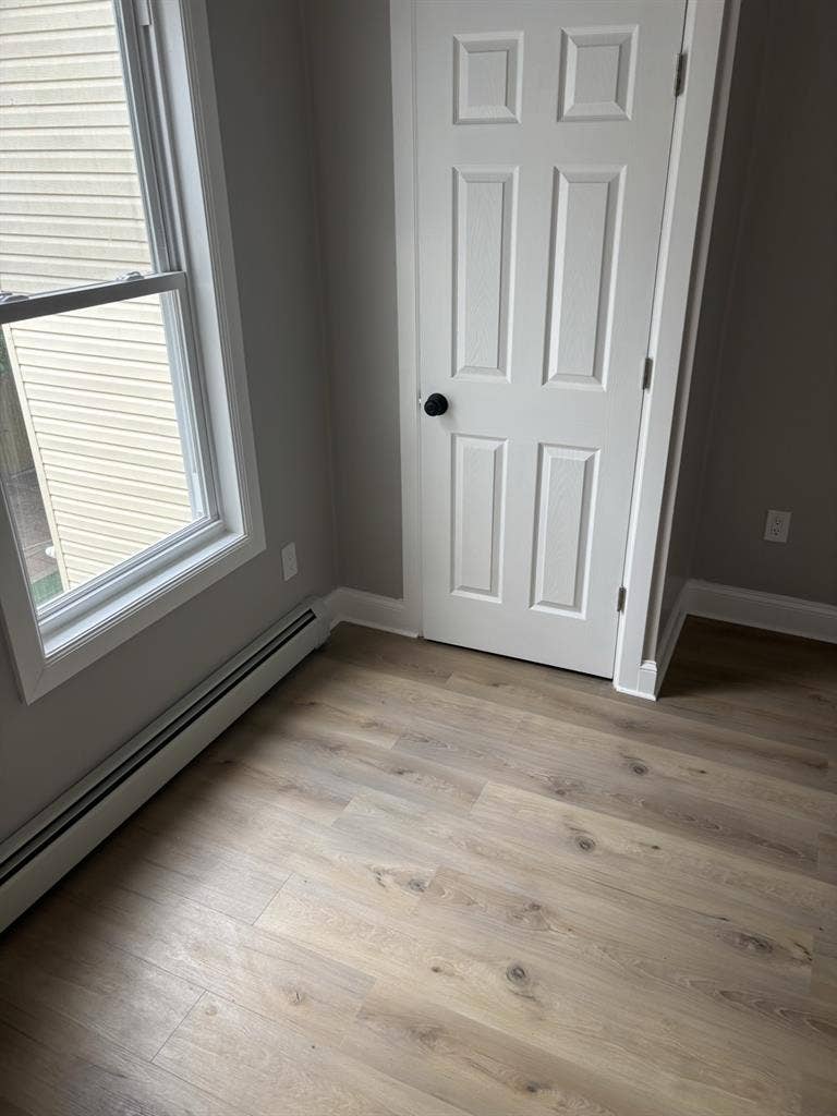 Brand new - 5 bed 2 bath!