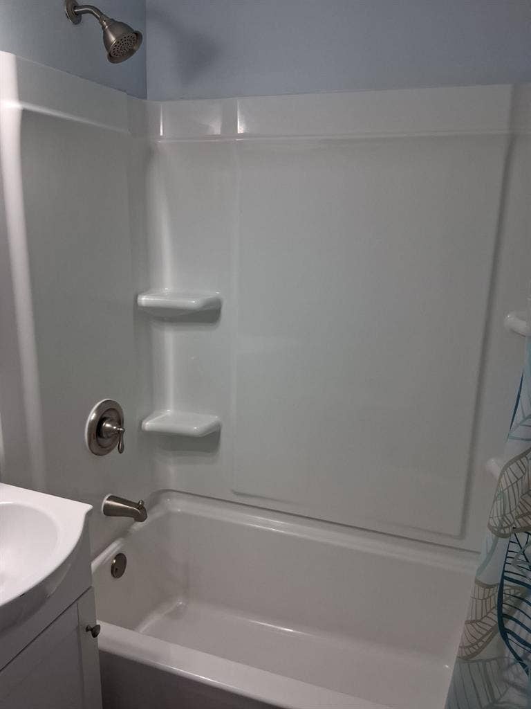 Private Bedroom & Private Bath