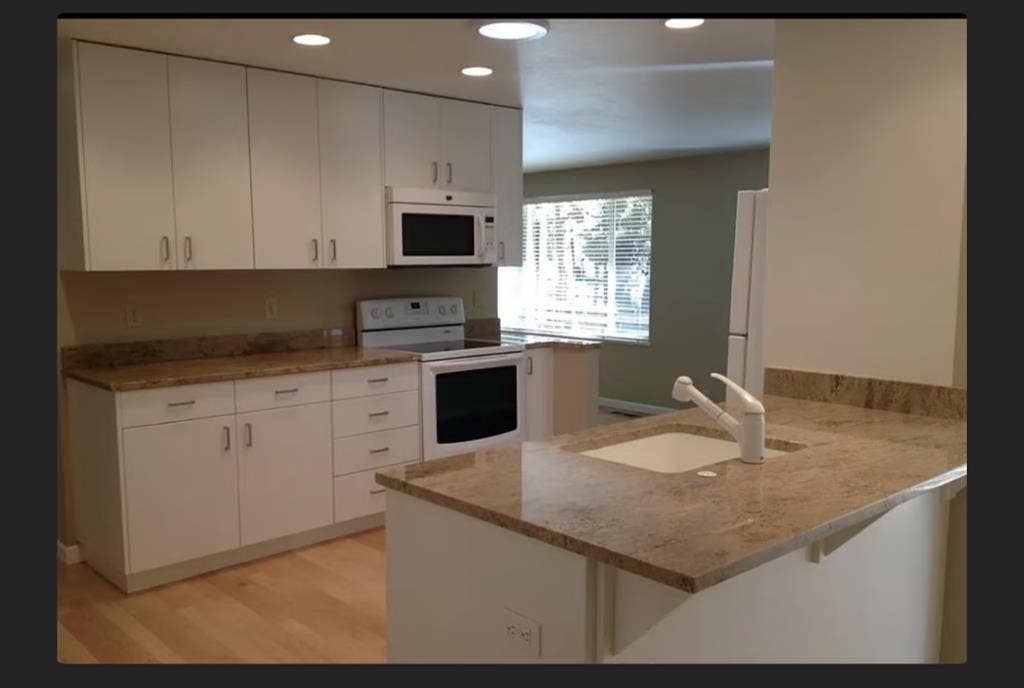 Peaceful Room for Rent SE Bend