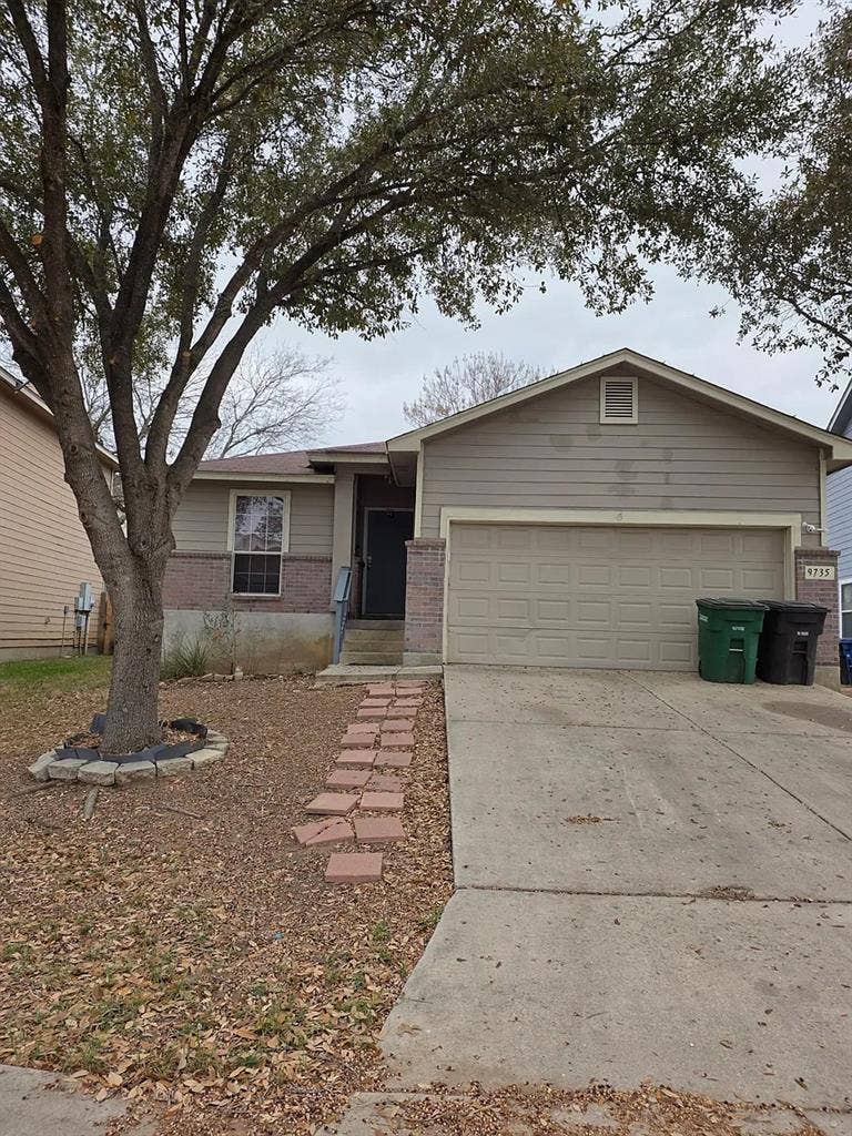 3 BR in San Antonio