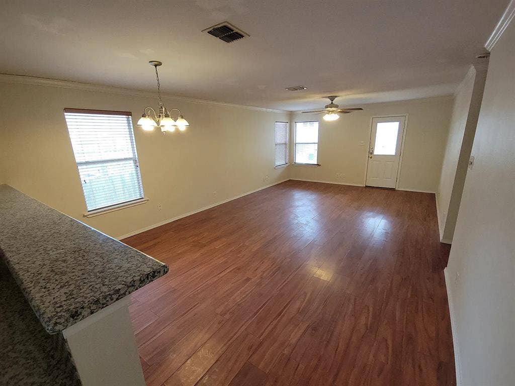 3 BR in San Antonio