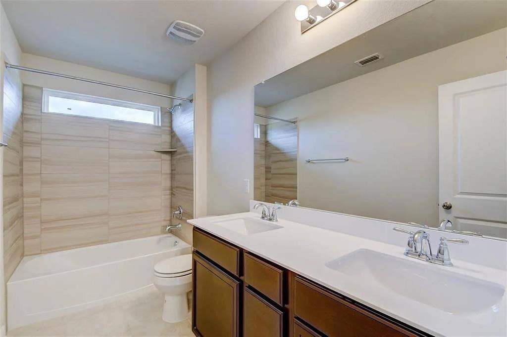 4 BR in Kyle