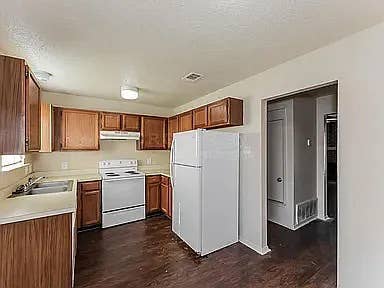 2 BR in Fort Worth