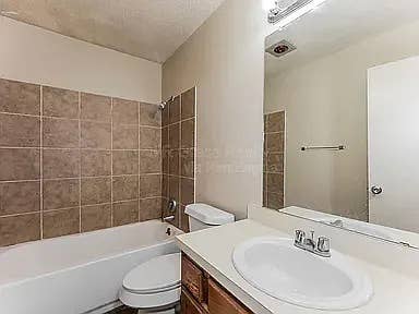 2 BR in Fort Worth