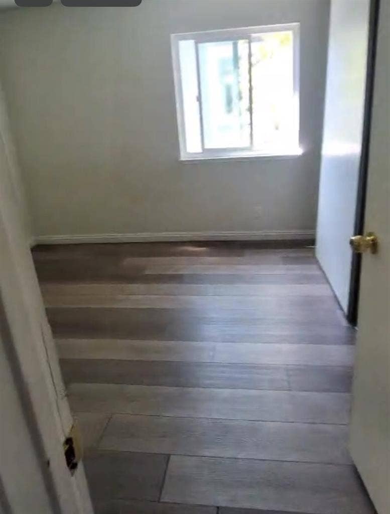 Bedroom in a 3bed2.5bath available