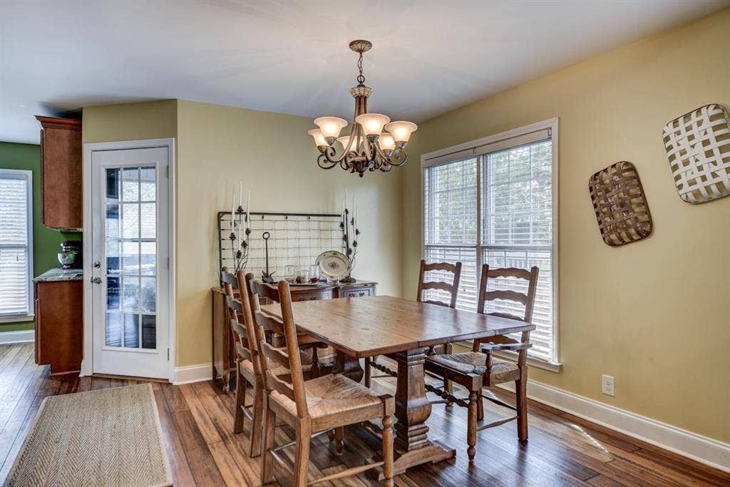 1 bedroom / 1 bathroom