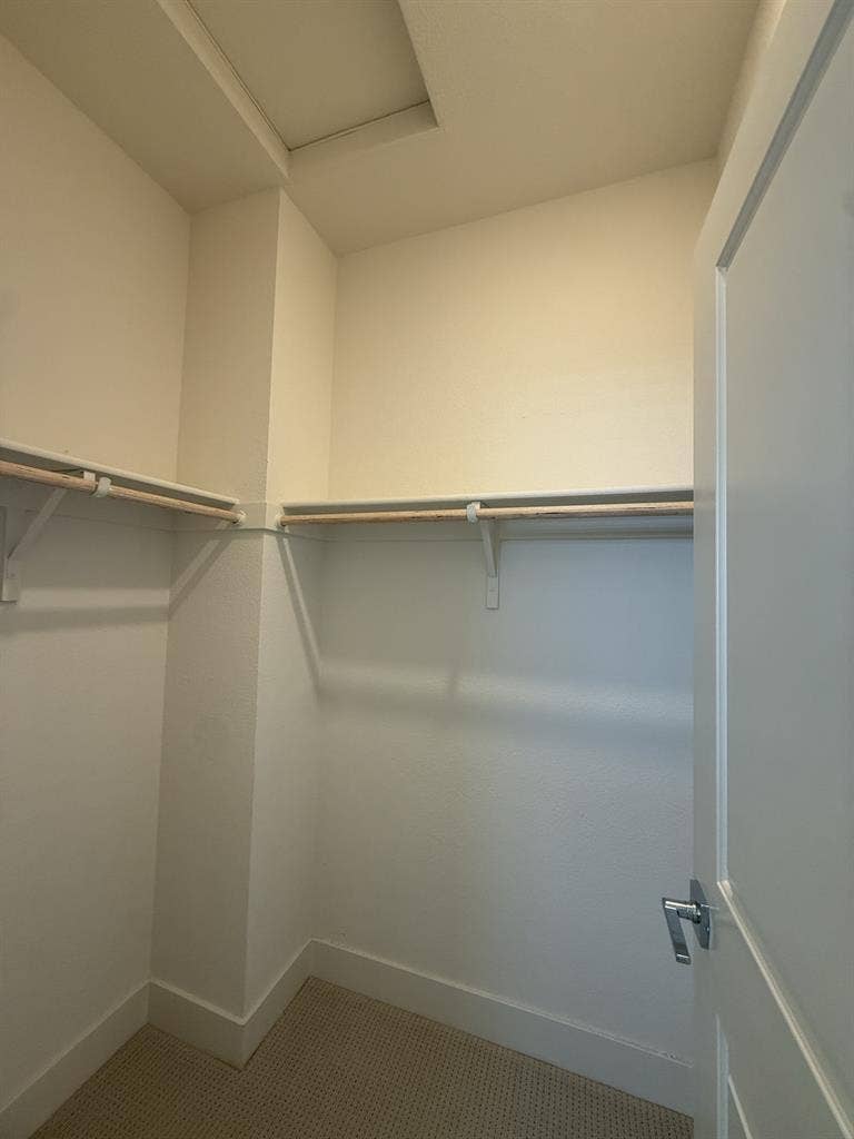 Dublin Newer Home – Room for Rent