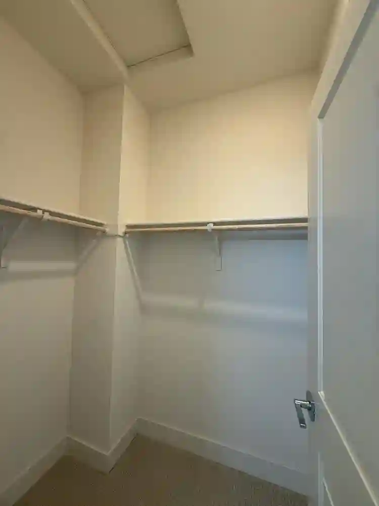 Dublin Newer Home – Room for Rent