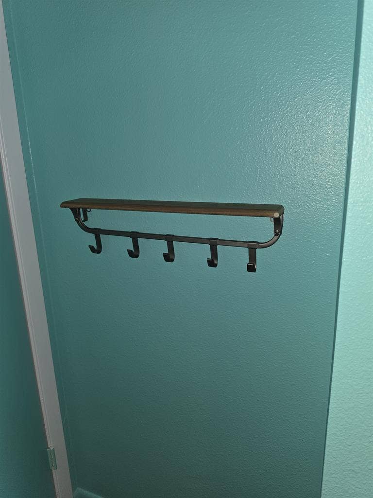 Looking for a FEMALE roommate