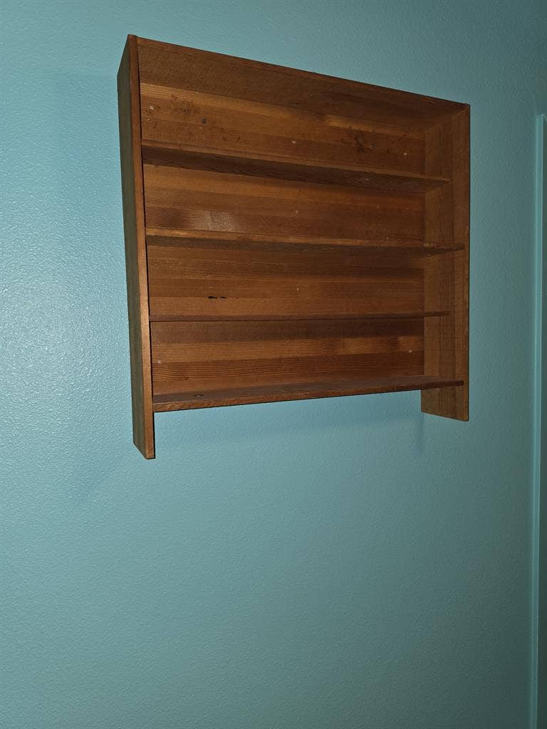 Looking for a FEMALE roommate